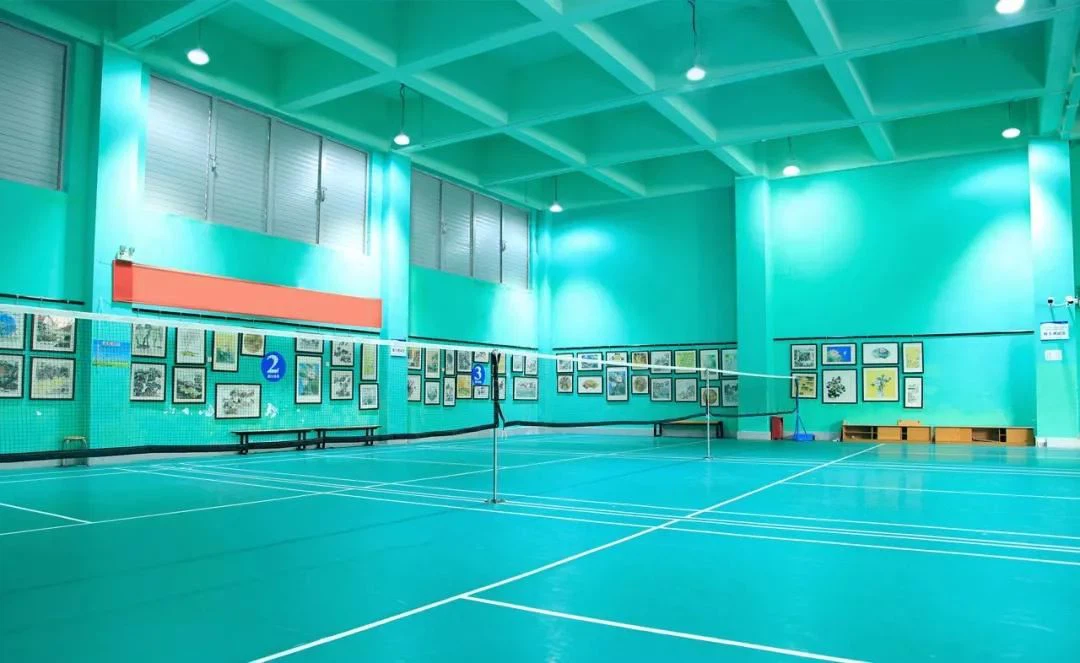 tennis court with lights