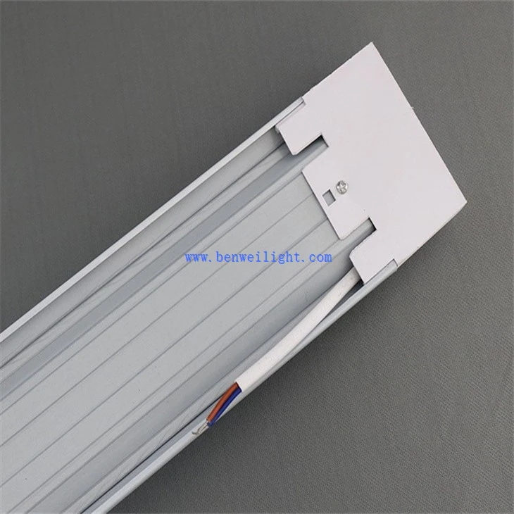 Merchandise Showcase Light Bar (4)