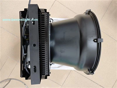 400-1000W LED মেরিন সার্চলাইট|মাছ ধরার জাহাজের জন্য আইএমও-কমপ্লায়েন্ট নেভিগেশন লাইট